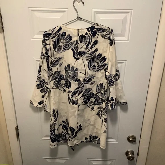altar’d state| Burnout Tie Front Kimono Bell Sleeves Boho Floral *Flaw* Sz S - Picture 7 of 8